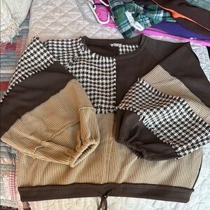 Trendy Patchwork Sweater - Brown and Tan